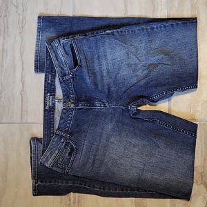 Vera Wang Women's Relaxed Denim Jeans Flat Front  Size 10